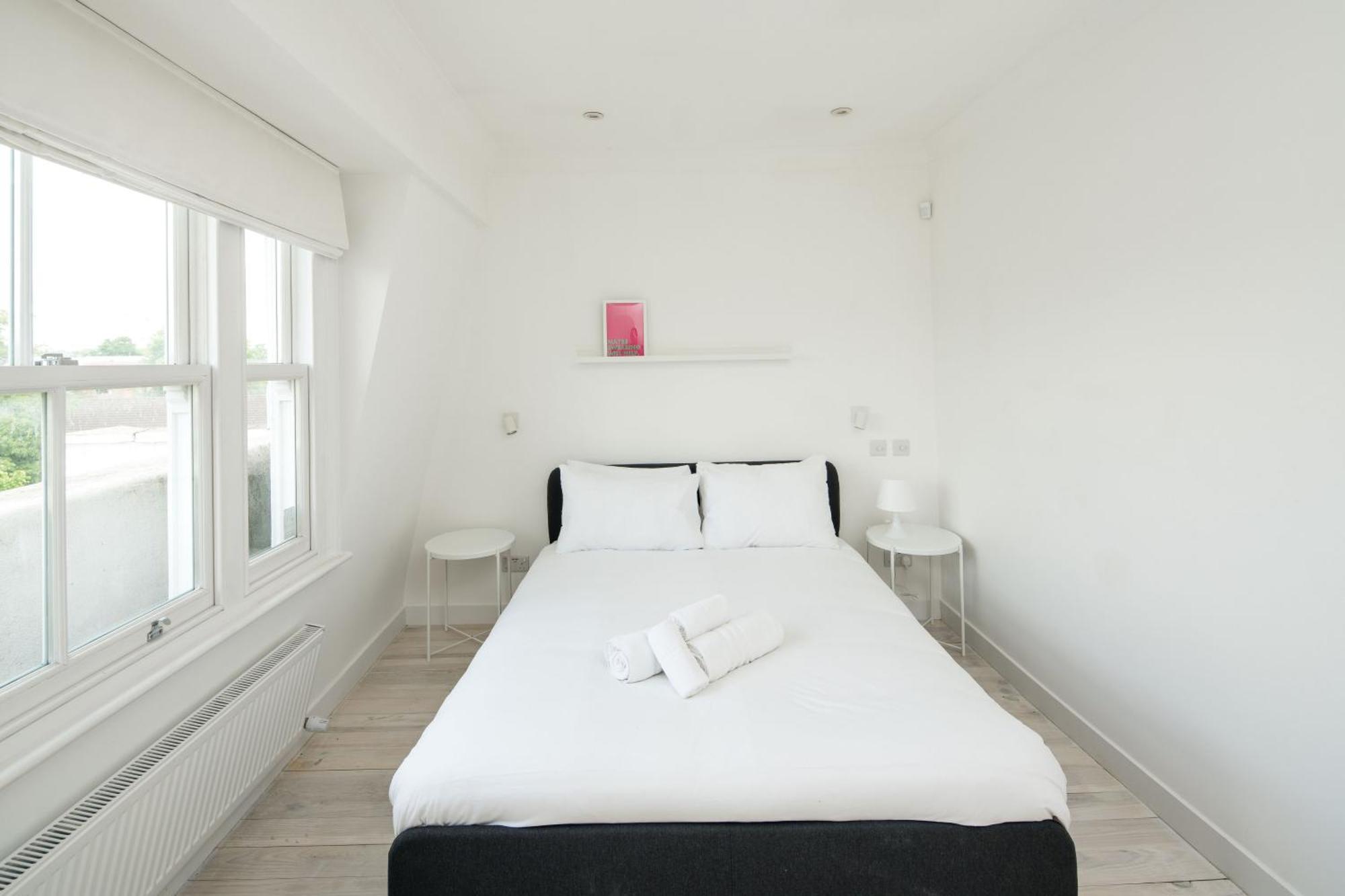 Elegant 2bd Flat Near Portobello Rd With Balcony Apartament Londra