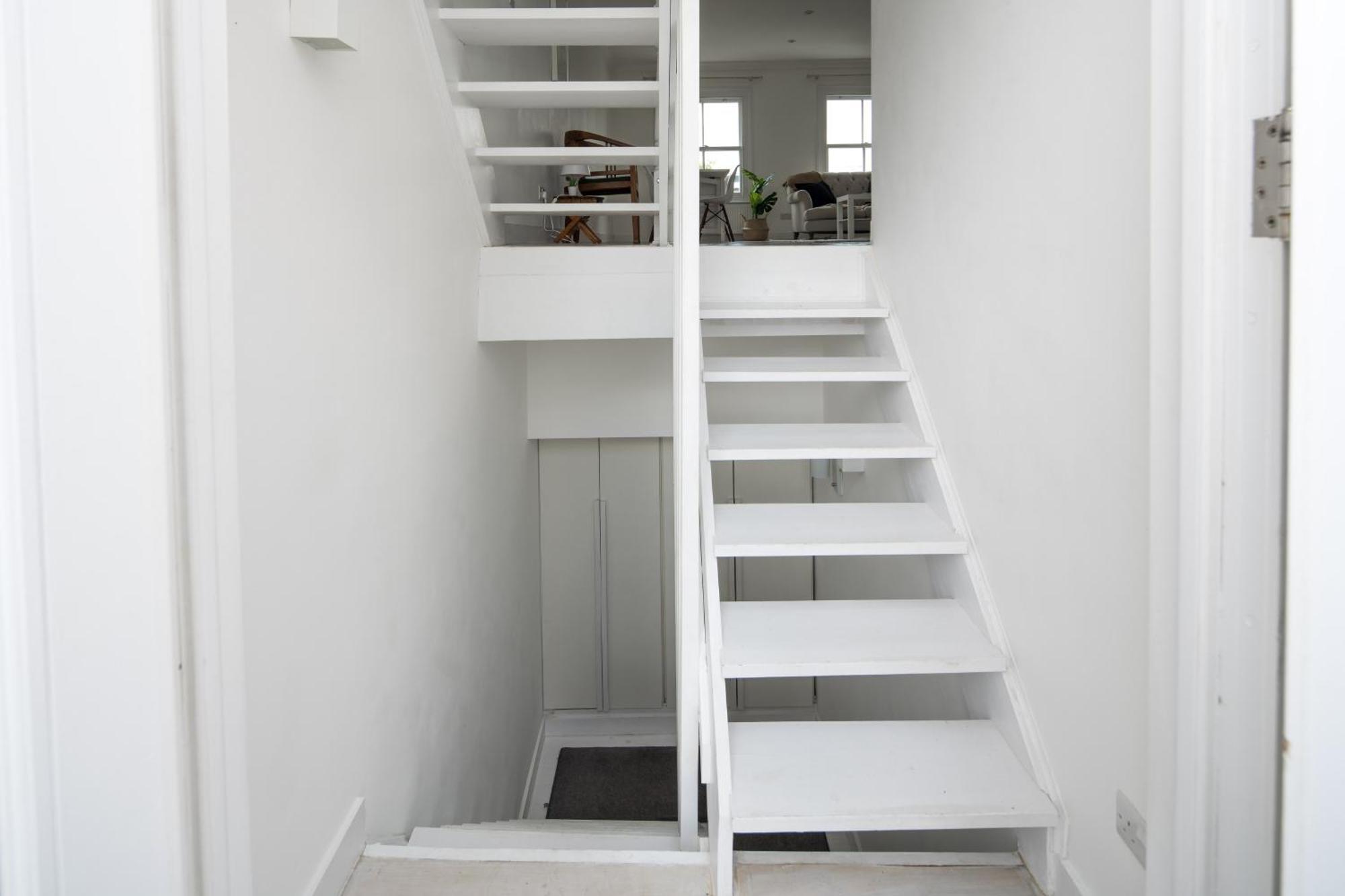 Elegant 2bd Flat Near Portobello Rd With Balcony * Londra