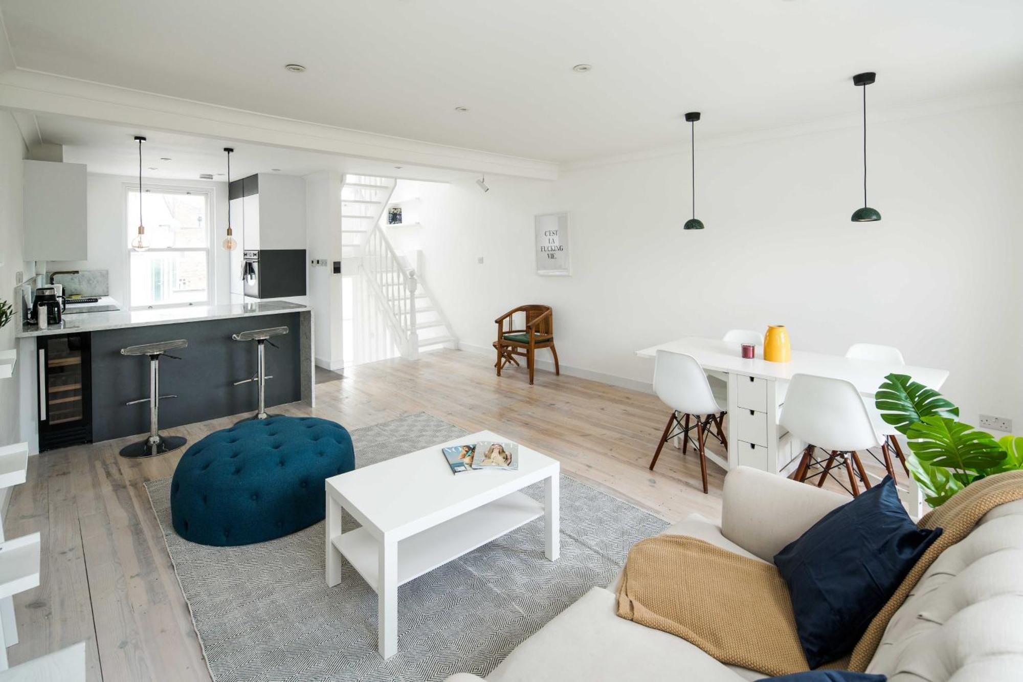 Apartament Elegant 2bd Flat Near Portobello Rd With Balcony